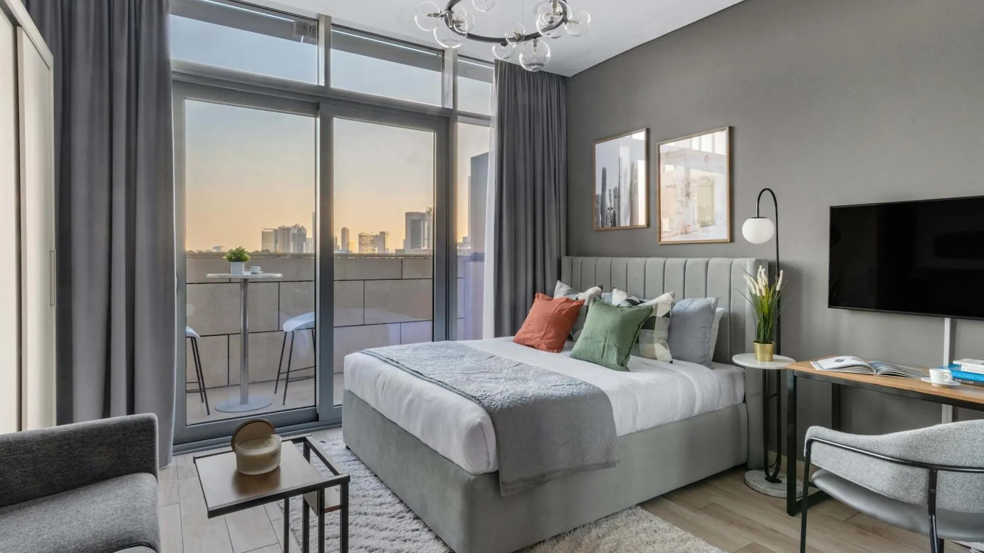 Silkhaus Modern Burj Khalifa View Studio Дубай Апартаменты